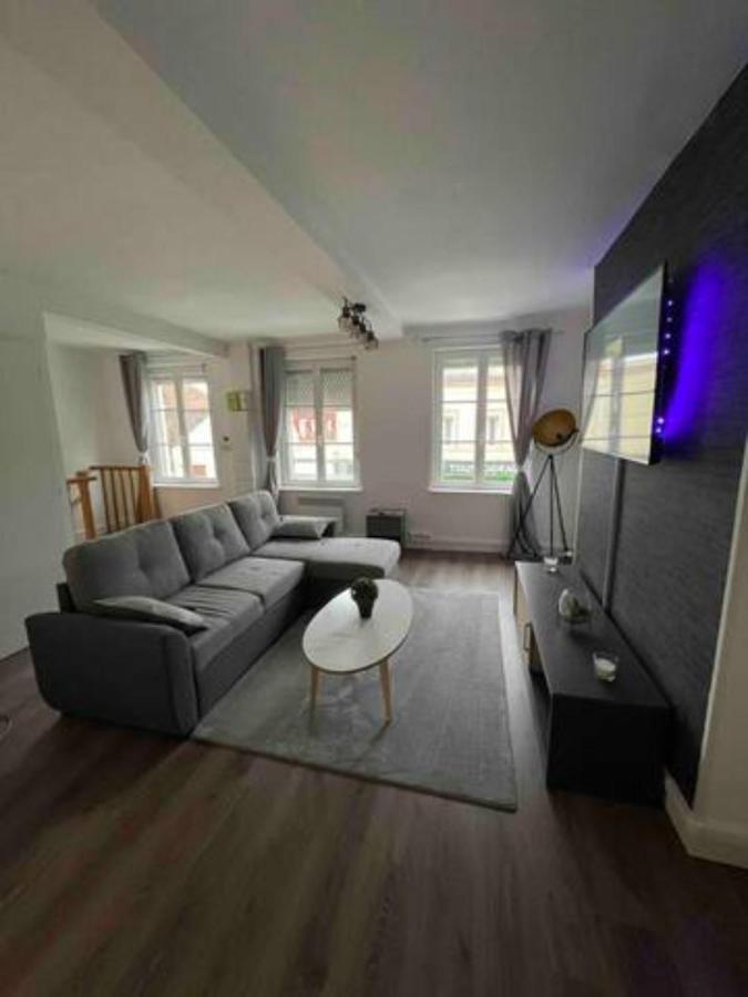 Appartement En Duplex Centre Ville D'Onnaing Dış mekan fotoğraf